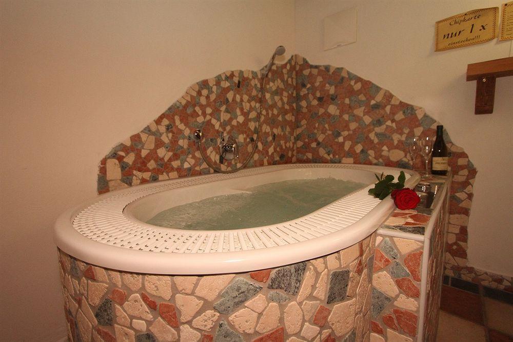Familien- Und Vitalhotel Muehlpointhof ローファー エクステリア 写真
