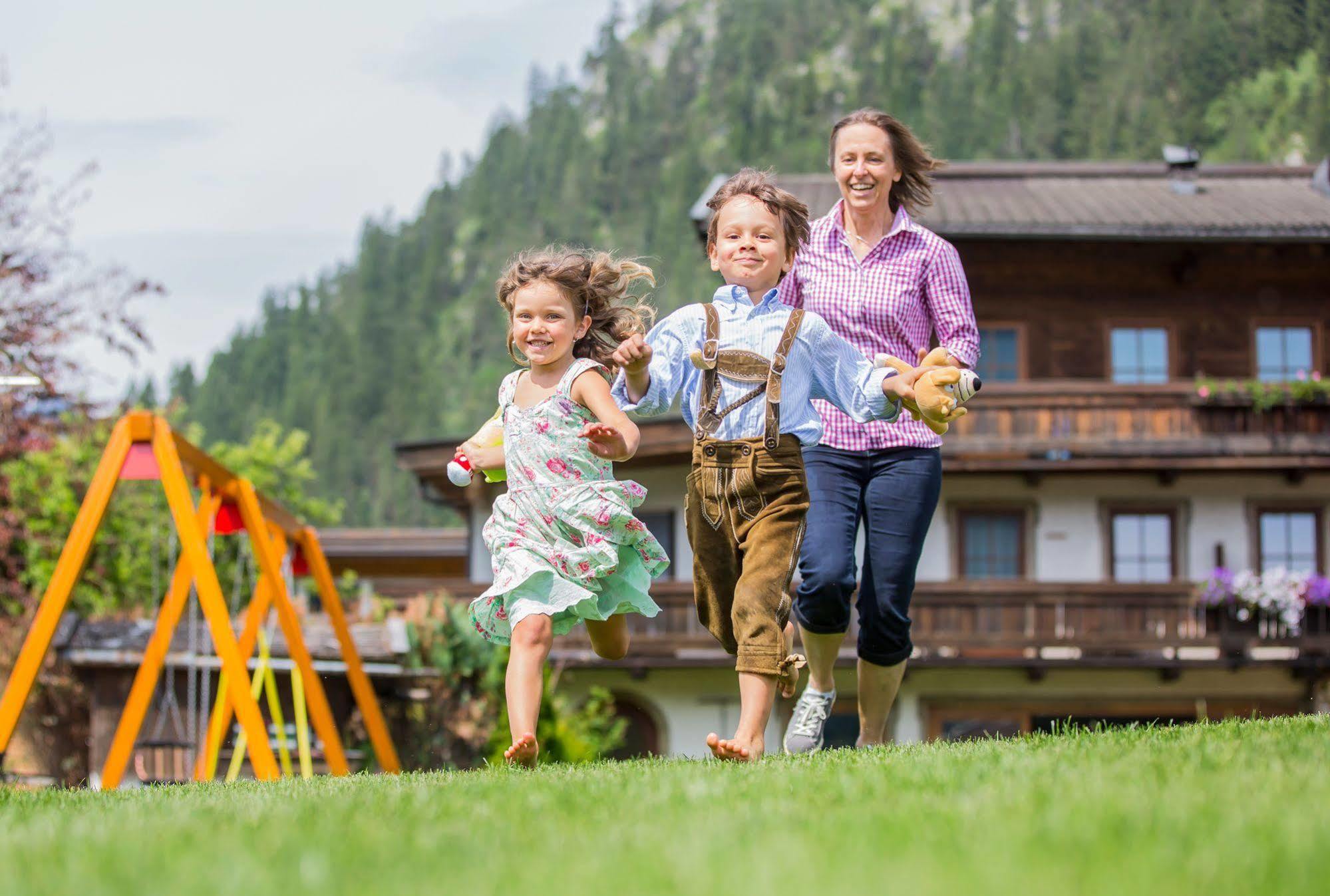 Familien- Und Vitalhotel Muehlpointhof ローファー エクステリア 写真