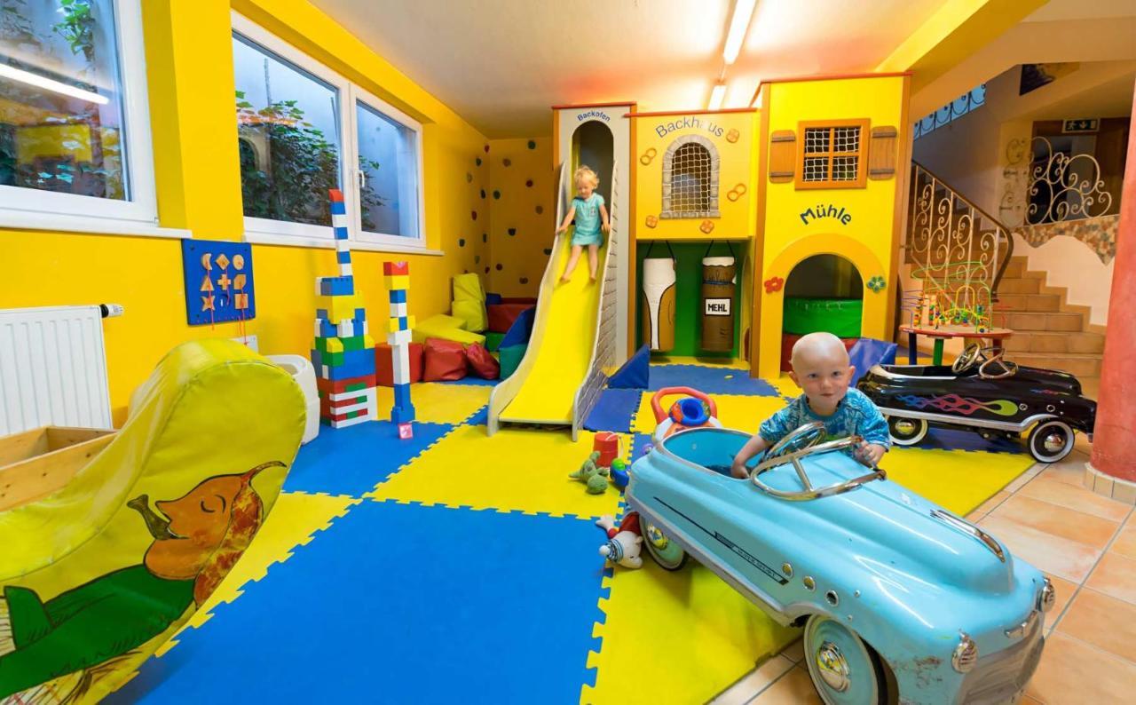 Familien- Und Vitalhotel Muehlpointhof ローファー エクステリア 写真